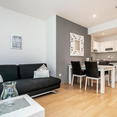 1 Bedroom Amazing Apartment In 두브로브니크 외부 사진